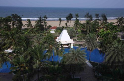 Covelong Beach Hotel | Taj Fisherman’s Cove Resort & Spa, Chennai