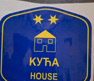 Central Serbia House | Takovska Noc