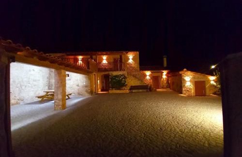 Penela House | Taliscas Stone Charm