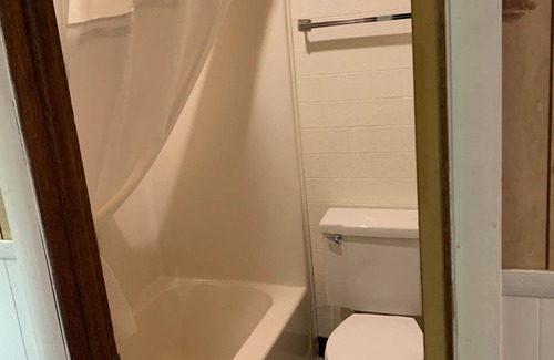 Shenandoah Hotel | Tall Corn Inn