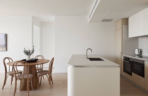 Newcastle Apartment | Talle by Follo - Apartment in Honeysuckle, Newcastle
