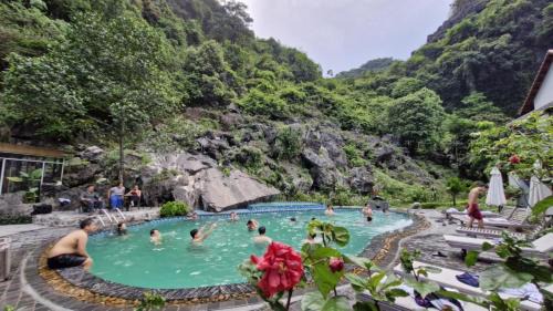 Hoa Lu Hotel | Tam Coc Galaxy Villa