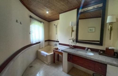 Melaya Resort | Taman Wana Resort Palasari