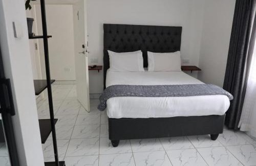 Harare Bed & Breakfast | Tambarara Manor & Conference Centre