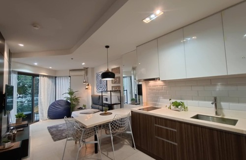 Maribago Condo | Tambuli 1 Bedroom Beachfront Condo