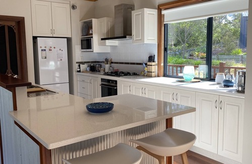 Ocean Beach House | Tamihu - Light and spacious with stunning inlet views. WiFi/Netflix Included