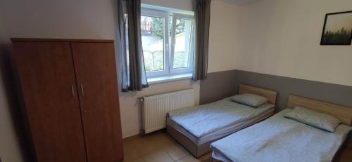 Stare Miasto District House | Tanie spanie na Naramowicach- ZAMELDOWANIE BEZOBSŁUGOWE -