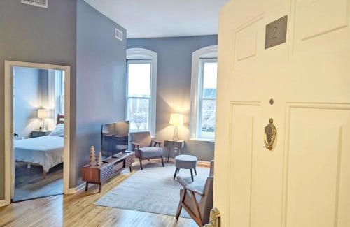 Bay City Apartment | Tanner Building