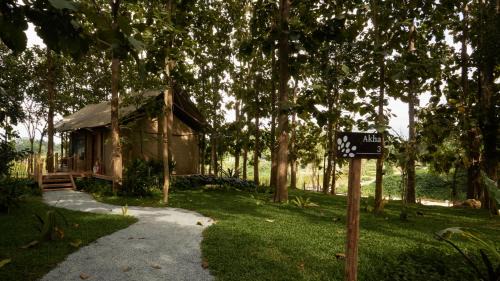 Mae Chan Hotel | Tantawan Tented Camp