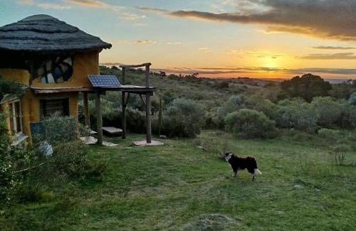 Maldonado House | Tao Sierras de Aiguá, cabaña de la luna