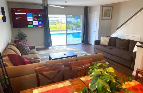 Downtown Fort Lauderdale Apartment | Tarpon Harbor 1 - Waterfront pool home near beach & downtown Las Olas