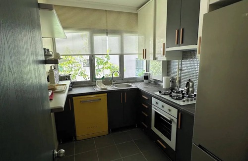 Caddebostan Mahallesi House | Tasteful and peaceful 2 bedroom