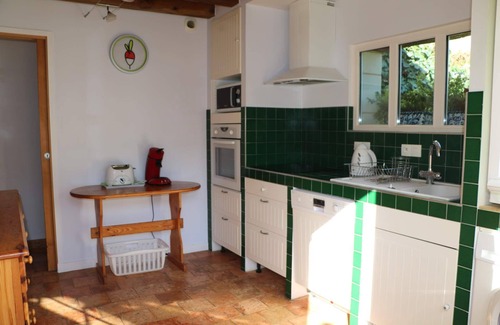 Fontevraud-l'Abbaye Cottage | Tastefully furnished 4 star gîte in historical village of Fontevraud l'Abbaye