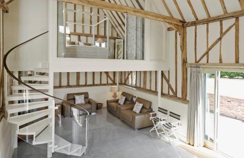 Pattiswick House | Tatters Barn