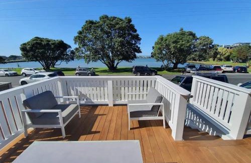 Otumoetai Villa | Tauranga - Big, beautiful Villa on the water!