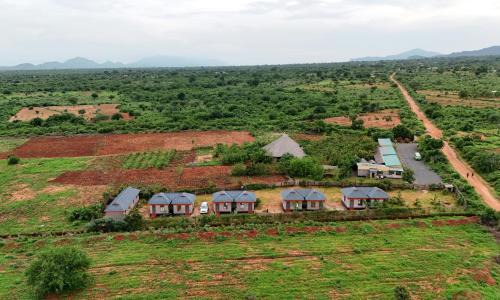 Taita Taveta Hotel | Tausa Tsavo Eco Lodge