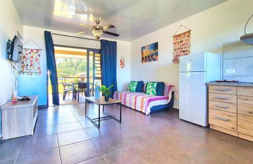 Taiarapu-Ouest Apartment | Teahupo'o Lodge Tahiti - Fare Terre et Mer - climatisé - canoe et paddle