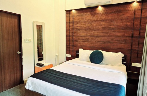 Wardha Hotel | Teakwood Farms