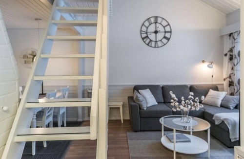 Saariselka House | Teerenpesue h 64 aurora by Interhome