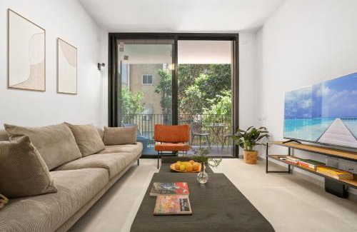 Tel Aviv Apartment | Tel Aviv Old North Stylish Stay by Sea N' Rent