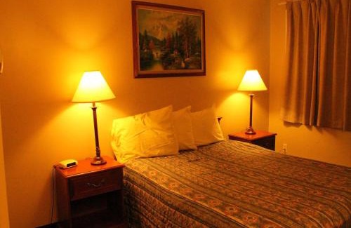 Brooks Hotel | Tel Star Motel