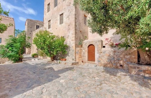 Papadhianika House | Telesilla House Monemvasia