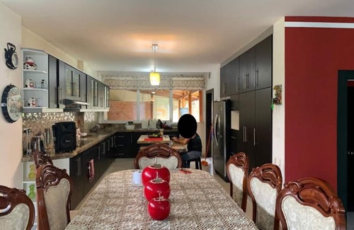 Tena House | Tena, Hermosa y acogedora casa