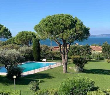 Cisano House | Tennis/Pool/Barbecue