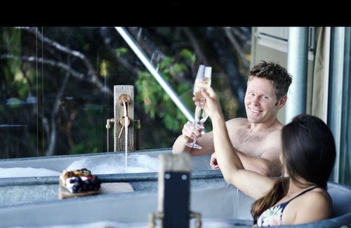 Tata Beach Cabin | Tent Kānuka - Luxury Eco Glamping with your own electric Buggy