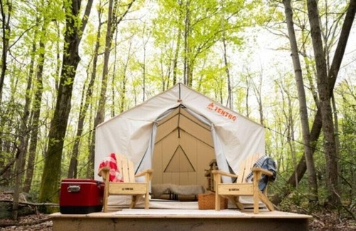 Burbank RV Rental | Tentrr State Park Site - Nebraska Ponca State Park – Woodland C – Single Camp