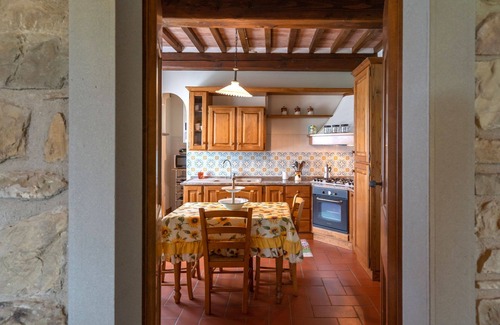 Subbiano Villa | Tenuta Le Caselle farmhouse with pool