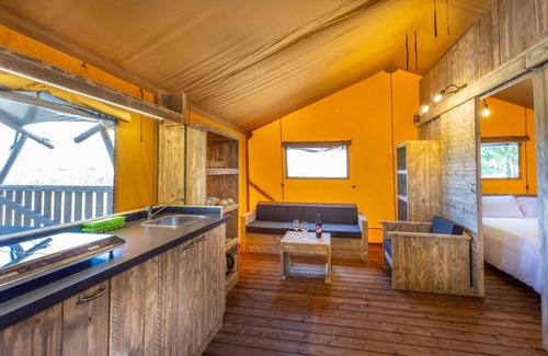 Palazzolo dello Stella Apartment | Tenuta Regina Glamping Luxury Lodge für 5 Personen