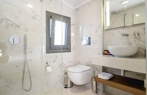 Paliouri House | Terra Olivia Luxury Villas and Suites