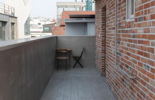 Yeonnam-dong House | Terrace Craftsman's House 401