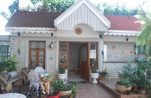 Bangalore City Center Bed & Breakfast | Terrace Gardens