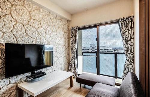 Hamagawa Apartment | Terrace Resort Chatan West