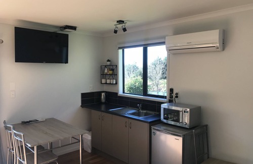 Riwaka Cottage | Terraced Chalets