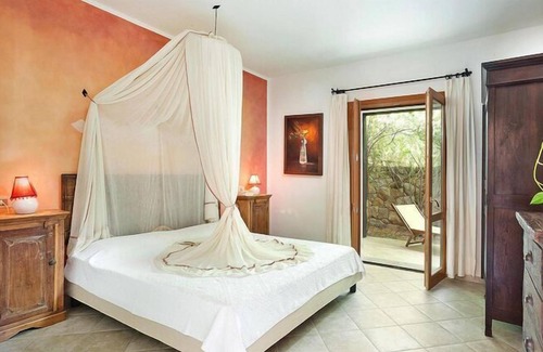Arzachena House | Terraced house in the holiday residence Cala di Falco