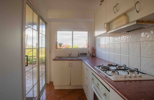 Possum Brush Cottage | Terracotta Cottage Wallaby Ridge Hideaway Retreatn