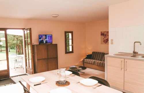 Moncontour RV Rental | Terres de France - Moncontour Active Park