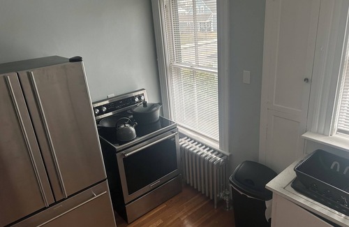 Taunton Apartment | Terrific 2-bedroom apartment with AC in Taunton