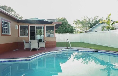 Pompano Beach House | Terrific 4-bedroom house with AC in Deerfield Beach