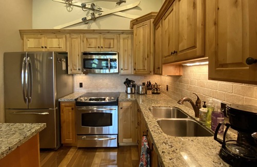 Victor Condo | Teton Springs Resort Condo with large outdoor dining and Underground Parking
