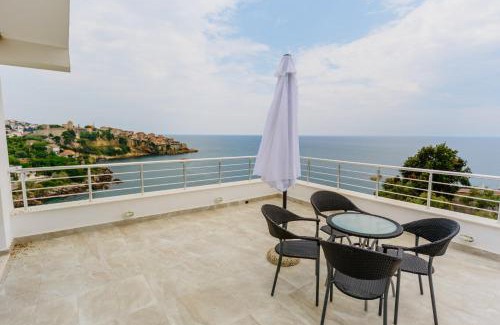 Ulcinj House | Teuta Apartments