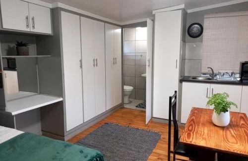 Universitas Apartment | Tevrede Guest Cottage