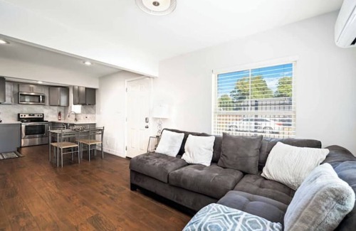 OST - South Union Apartment | Texas Med Center Stunning & Vibrant Stay