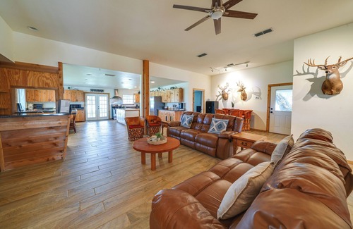 Yancey House | Texas Nature Escape: Lake & Game Room Access
