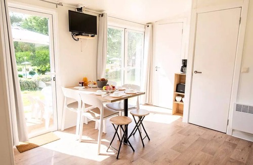 Thegra House | Thégra Holiday Village - Mobile Home 3 Rooms 4 People Air Conditioned