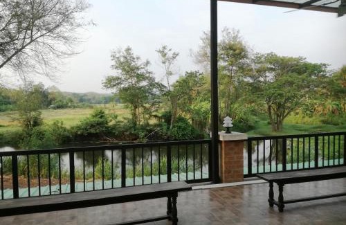 Mae Pong Villa | Thai River House