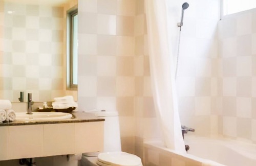 Mueang Samut Prakan District Apartment | Thai Vibrant Suvarnabhumi-Bangna nearby BTS PuChao